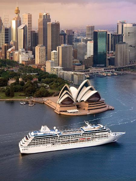 Cruzeiro de volta ao mundo em 180 dias a bordo do Insignia, da Oceania Cruises, em parada em Sydney, na Austrália - Divulgação