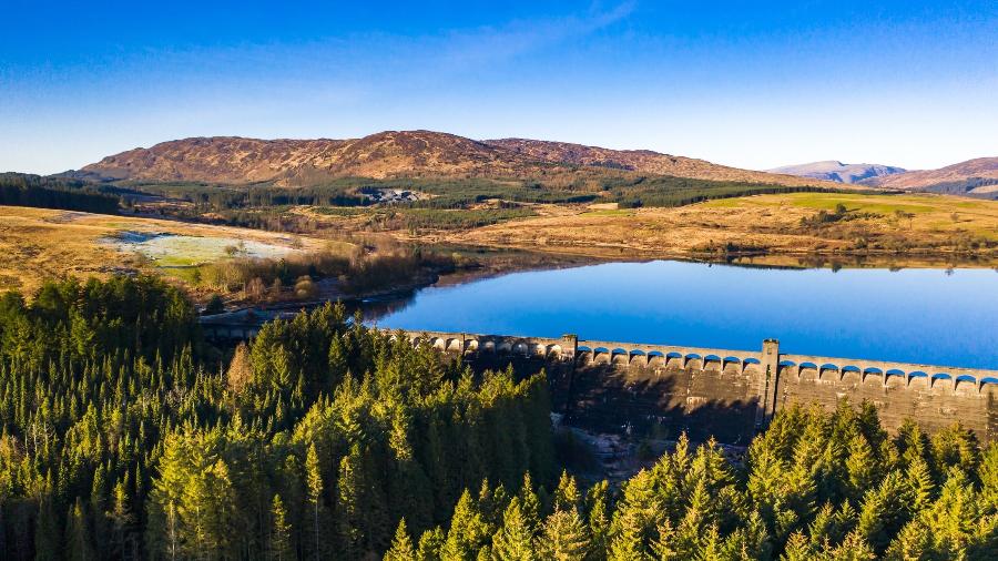 Lago em Dumfries and Galloway, no sul da Escócia