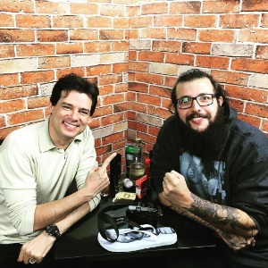 Celso Portiolli grava entrevista com o youtuber Cauê Moura - Reprodução/Instagram/celsoportiolli - Reprodução/Instagram/celsoportiolli