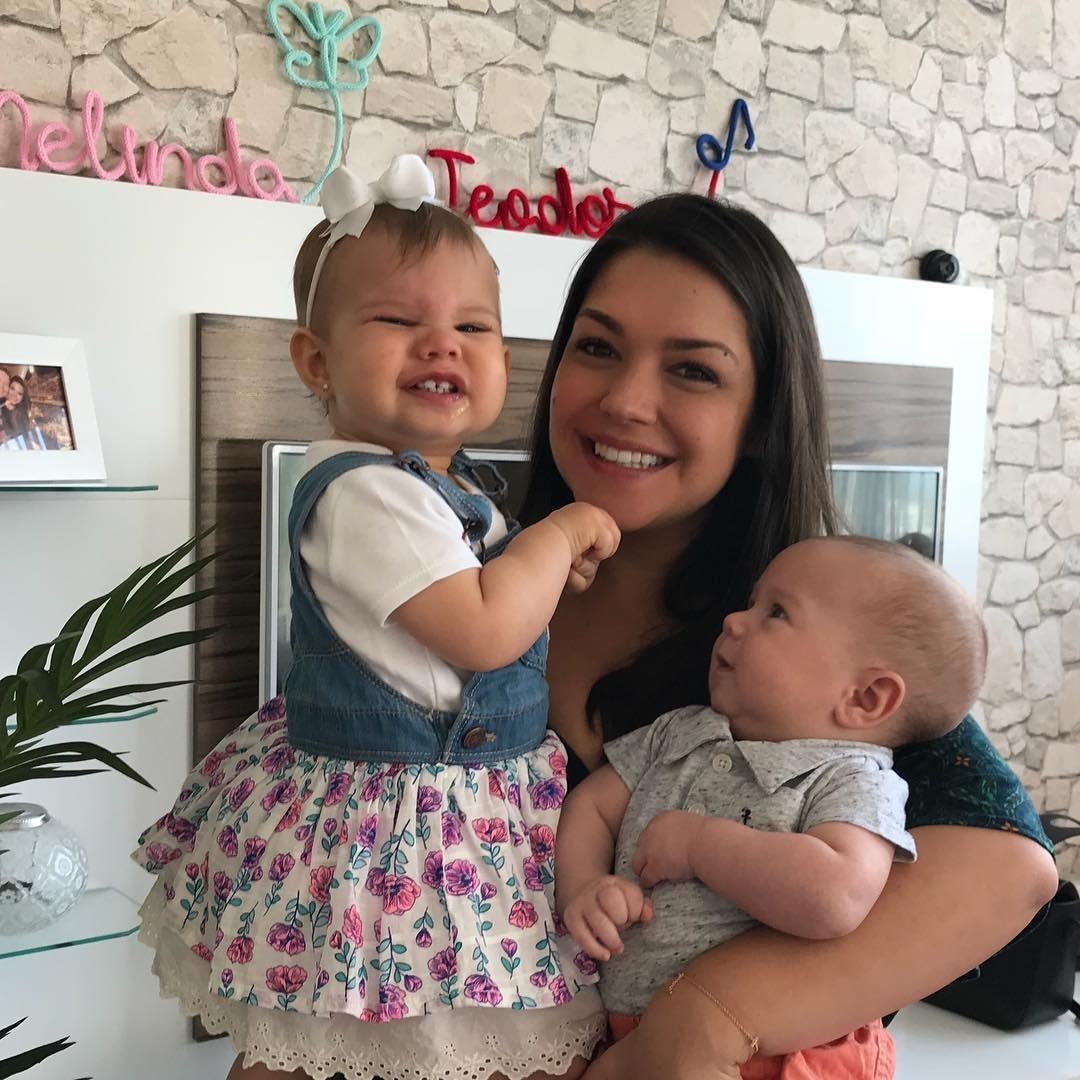 Thais Fersoza com os filhos Melinda e Teodoro - Reprodução/Instagram