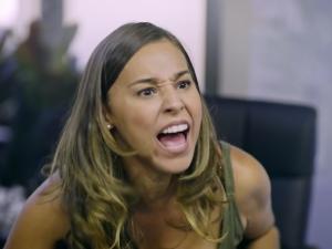 Thati Lopes no vídeo "Jenifer", do Porta dos Fundos - Reprodução/YouTube - Reprodução/YouTube