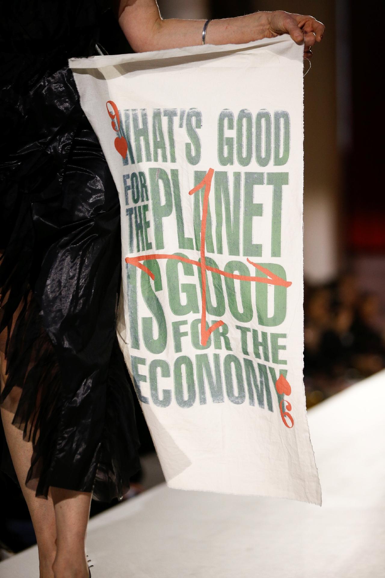 Vivienne Westwood na Semana de Moda de Londres - Reuters