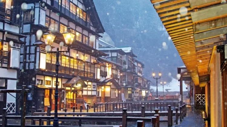 Ginzan Onsen vai cobrar entrada de turistas que querem visitar a cidade