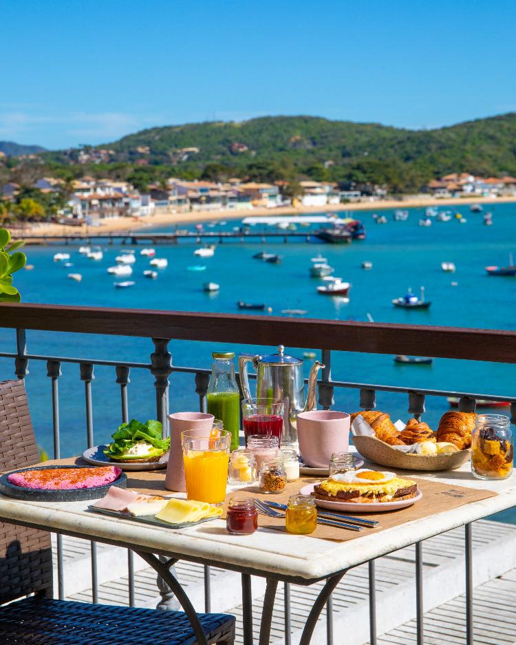 Café da manhã no Casas Brancas tem vista de tirar o fôlego Café da manhã no Casas Brancas tem vista de tirar o fôlego