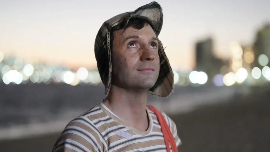 Pablo Cruz como Chaves na série "Chespirito: Sem Querer Querendo" Pablo Cruz como Chaves na série "Chespirito: Sem Querer Querendo"