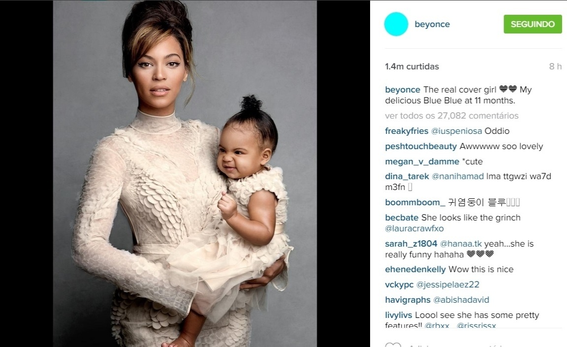 14.ago.2015 - Na noite desta sexta-feira, Beyoncé abriu o baú e postou no Instagram uma foto antiga ao lado da sua filha. 