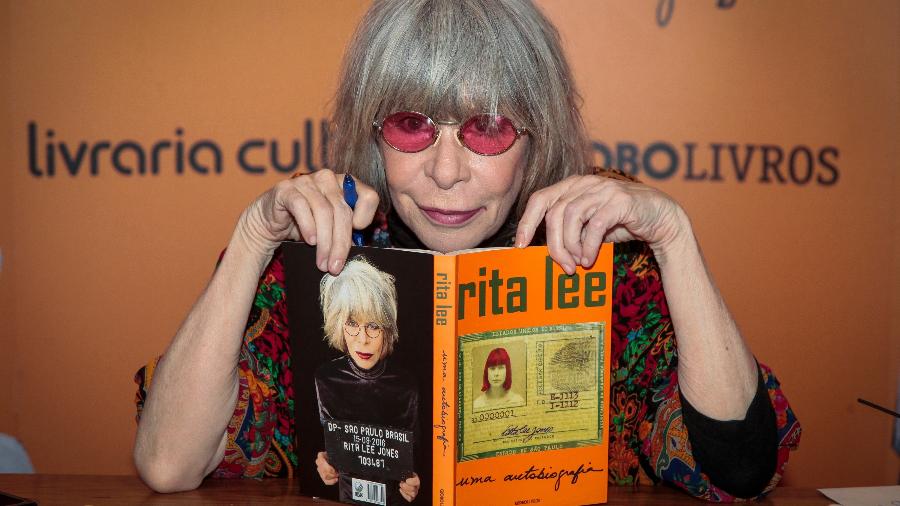 Rita Lee no lançamento de sua biografia, em 2016 Rita Lee no lançamento de sua biografia, em 2016