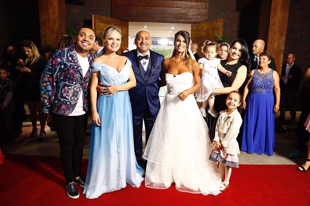 Eliana realiza casamento surpresa para Tiririca em seu programa no SBT - Divulgação/SBT