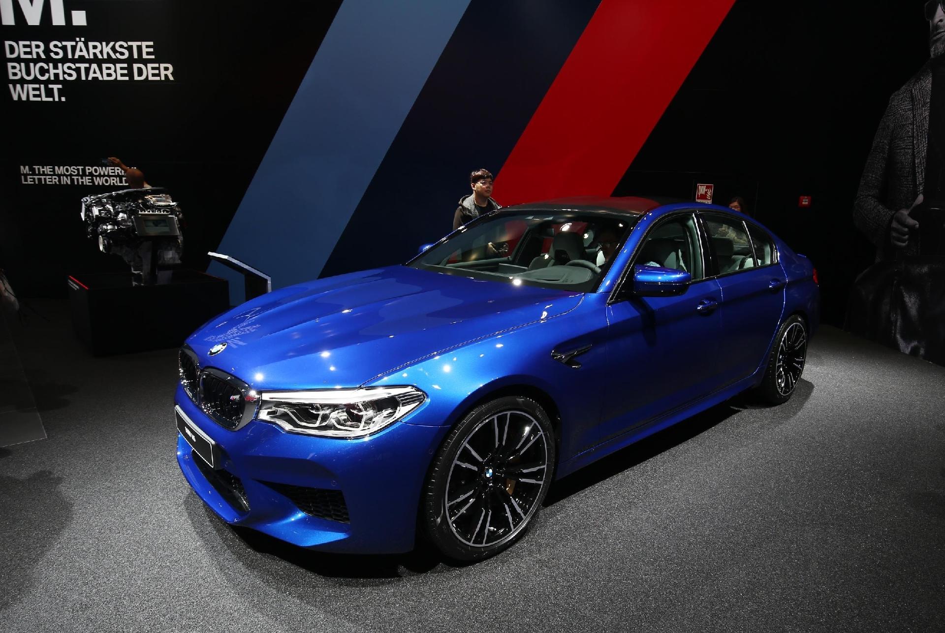 BMW M5 - Newspress