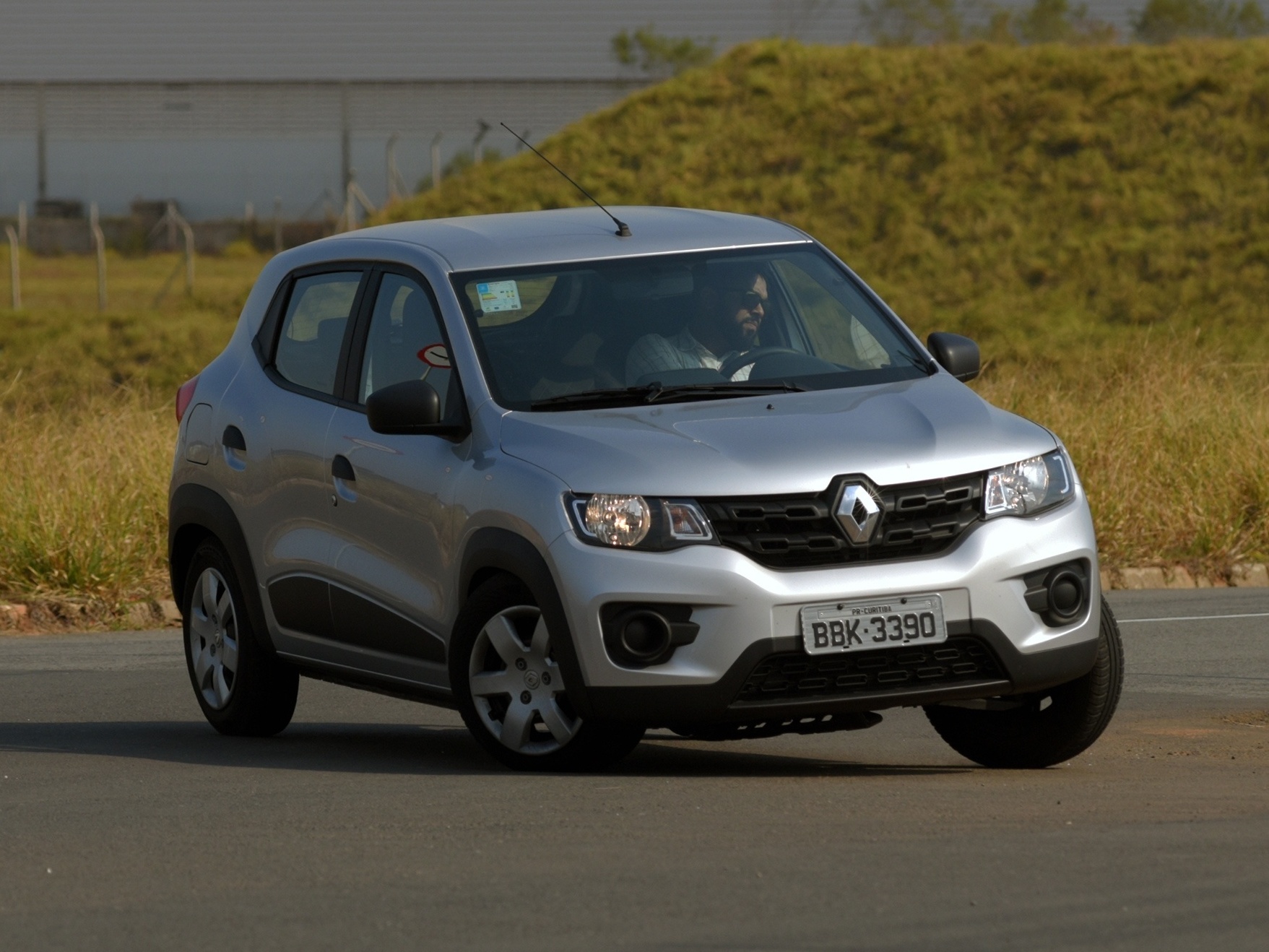 Carros na Web, Renault KWID