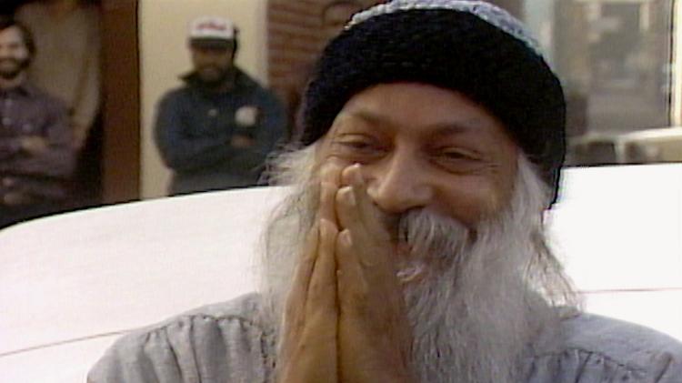 Bhagwan Rajneesh, o Osho, em cena da série "Wild Wild Country" - Divulgação / Netflix - Divulgação / Netflix