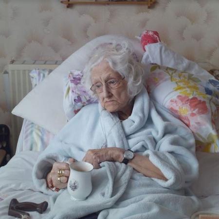 Mary, uma das pacientes retratadas em "Island" - BBC - BBC