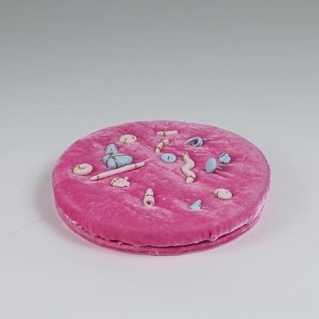 Pink Cookie Museum Display de Adam Milner - Divulgação