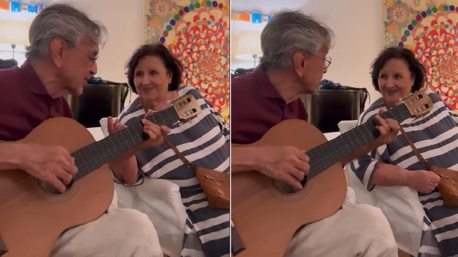 Caetano Veloso e Déa Lúcia, mãe de Paulo Gustavo, cantaram música juntos - Reprodução/Instagram