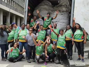 Folia sustentável: ação com catadores garante ruas mais limpas no Rio