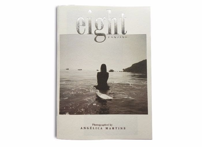 24.mai.2016 - Angélica Martins, a ex-BBB Morango, idealizou e fotografou o fanzine "Eight" com oito mulheres nuas e sem retoques, entre elas, a sua mulher Rabyta e a ex-BBB Clara Aguilar - Divulgação/Angélica Martins