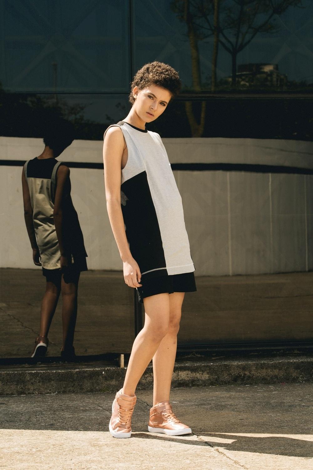 Editorial sem gênero - Esquecendo divisões look feminino - Gabriel Quintão/UOL