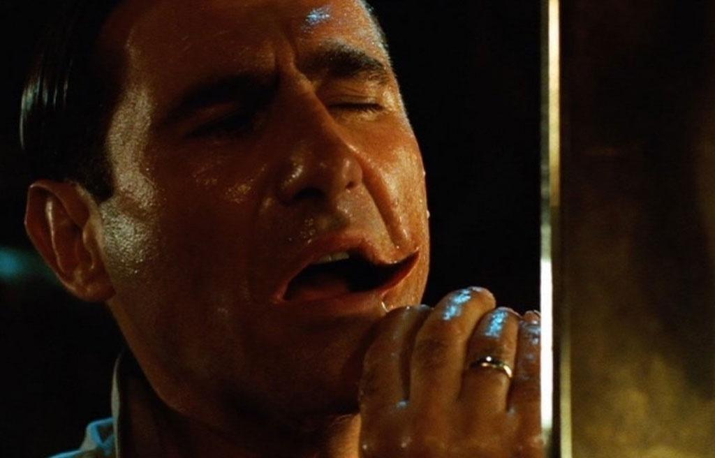 Sergi López em cena em "O Labirinto do Fauno" (2006) - Reprodução