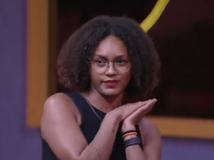 Jessi revela quem beijaria no 'BBB' e diz que não abandonará sala de aula