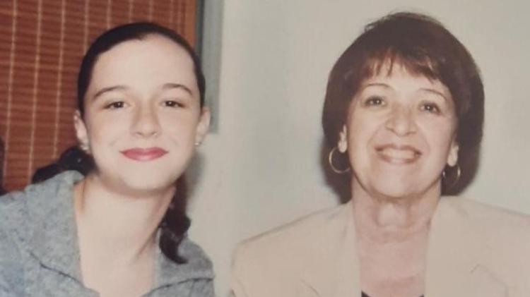 Joana aos 15 anos com a mãe Thereza