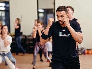 tenis strong by zumba