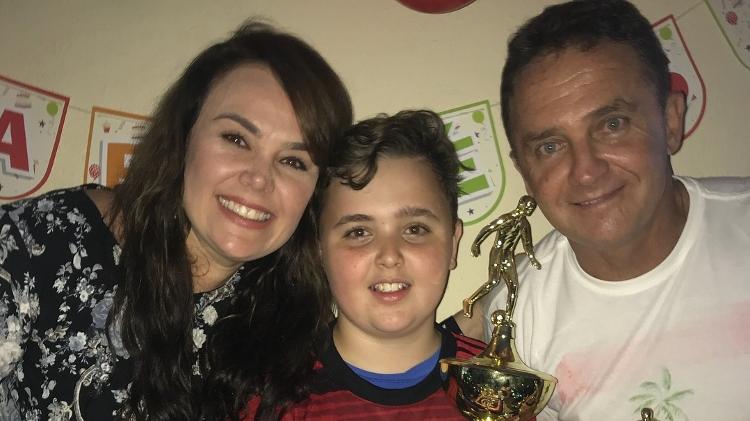 Recentemente, Ana Paula reatou seu casamento com o empresário José Roberto Barbosa, com quem teve um filho, Davi - Reprodução/Instagram - Reprodução/Instagram