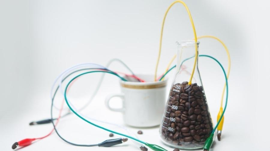 O efeito da cafeína na gordura marrom foi observado in vitro e em voluntários - Getty Images