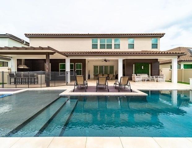 Mansão de Bella Falconi em Orlando (EUA) - Reprodução / Instagram