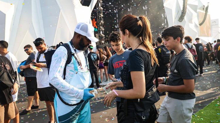 Rock in Rio oferece água ao público