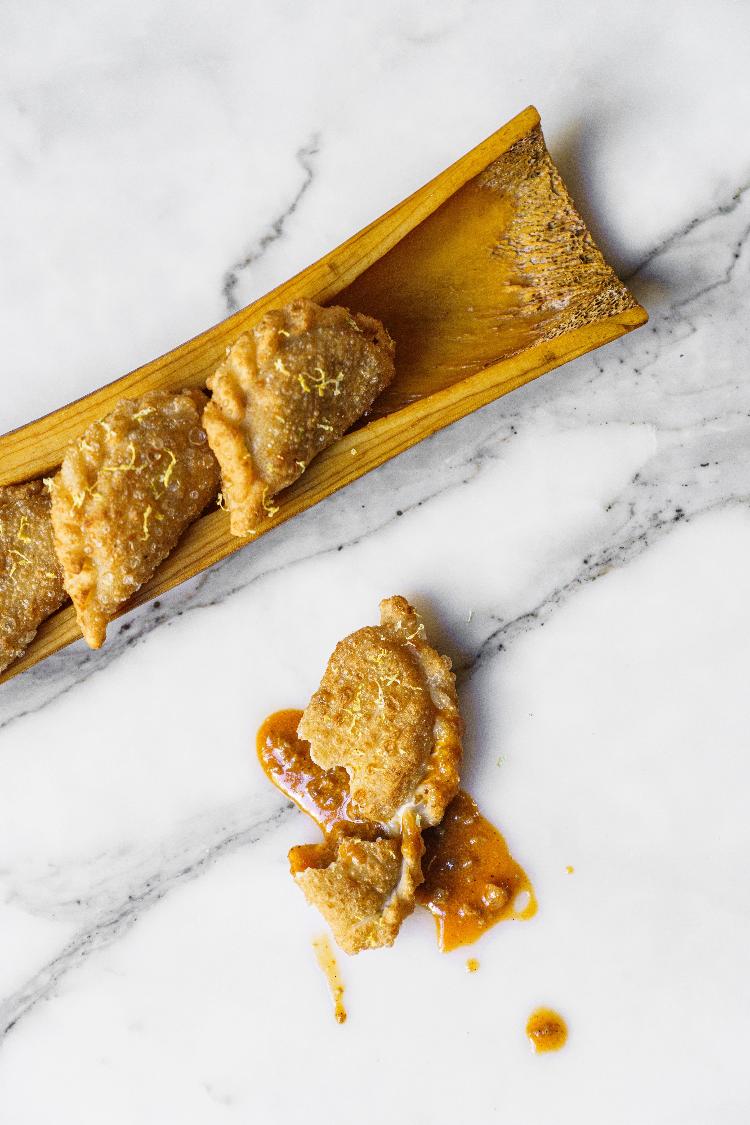 Empanadas fritas de carne picante do Mengano, em Buenos Aires