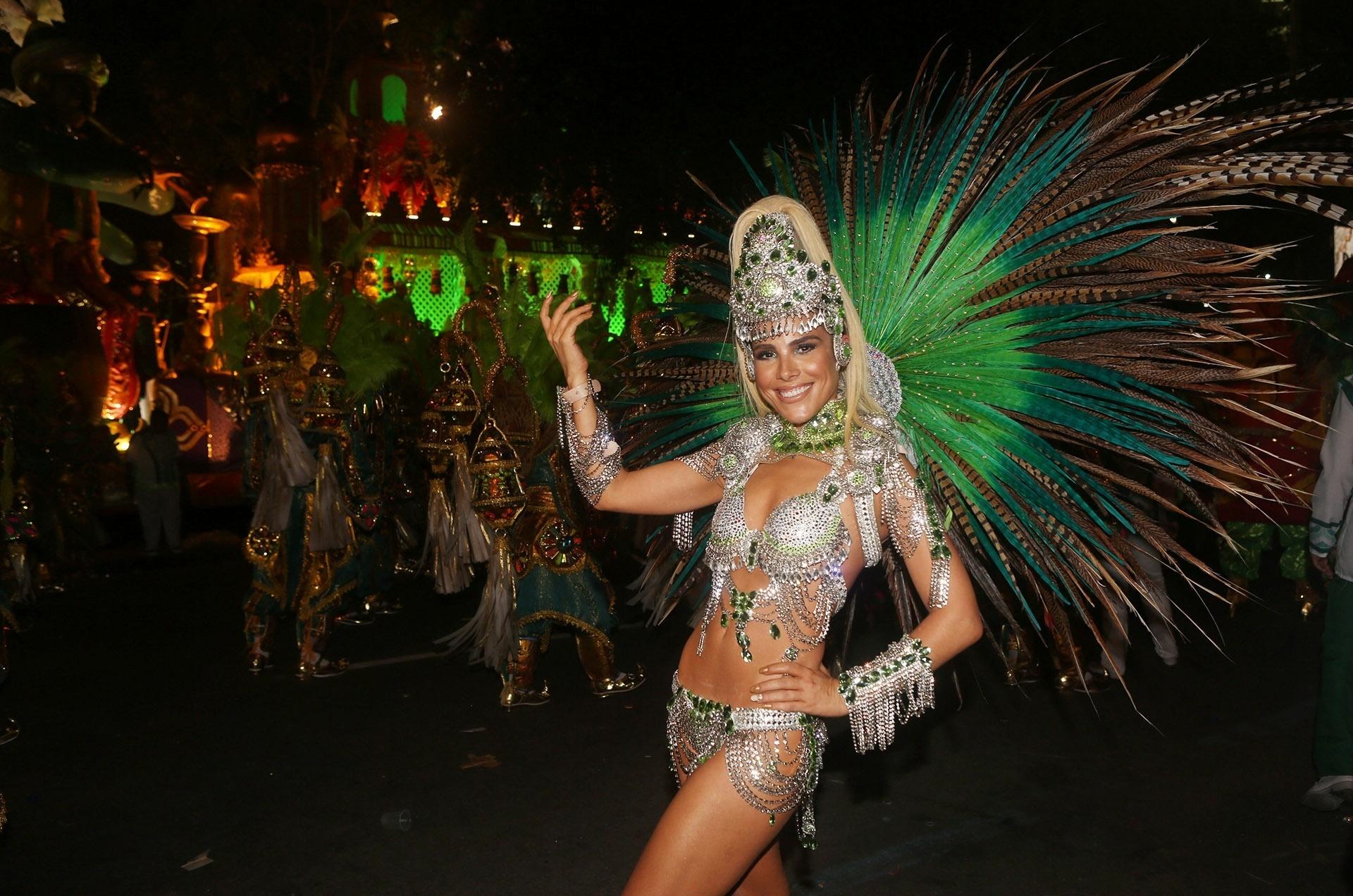 Wanessa Camargo surge como musa da Mocidade Independente de Padre Miguel - Iwi Onodera/UOL