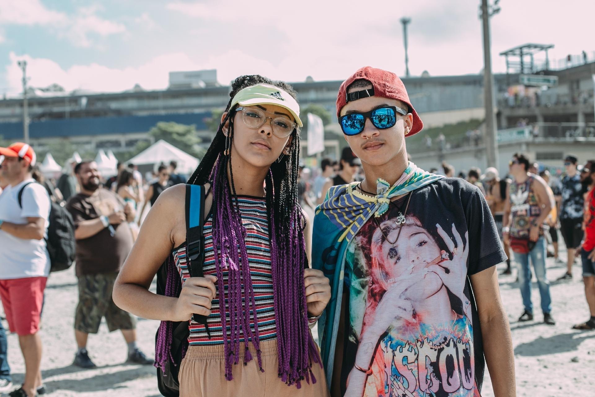 Público do Lolla: público abusou de chapéus para aguentar sol - Felipe Gabriel / UOL