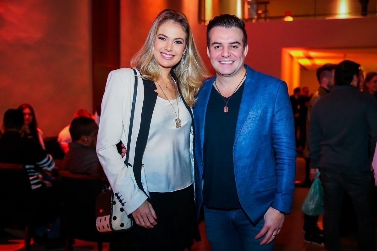 Belutti, da dupla com Marcos, com a mulher Thais Pacholeck vão ao aniversário com Denilson, em São Paulo - Manuela Scarpa/Brazil News