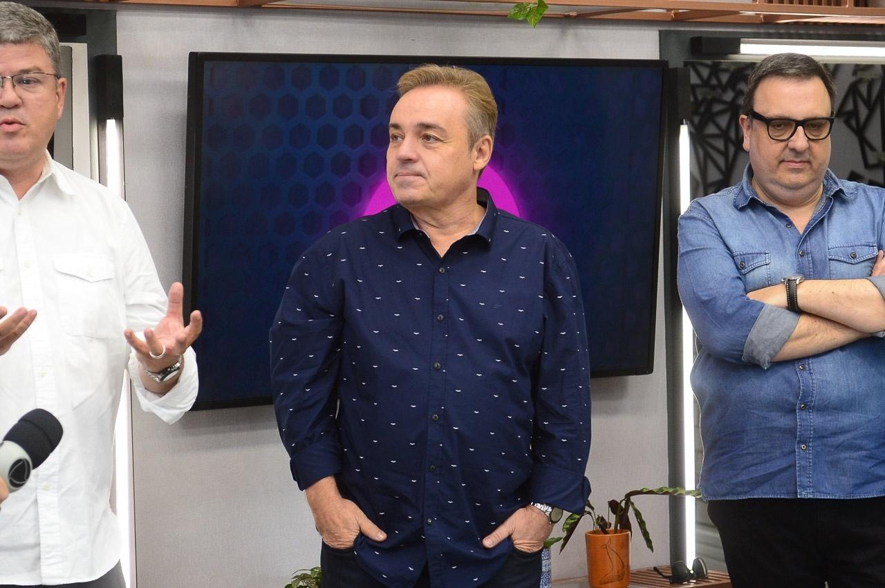 Gugu estreia como apresentador do "Power Couple" - Francisco Cepeda/AgNews