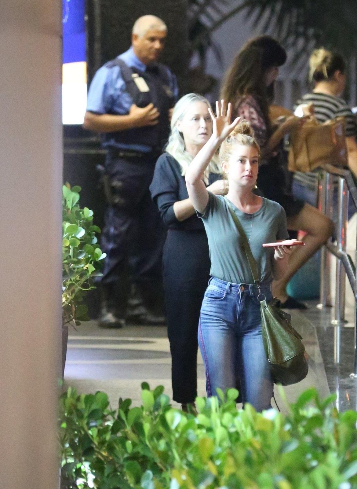 Marina Ruy Barbosa é flagrada sem a aliança no Rio - Thiago Martins/AgNews