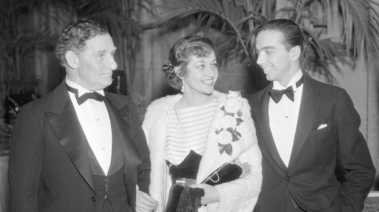 À direita, o agente de talentos Henry Willson, em foto de 1935 - Bettmann Archive/Getty Images - Bettmann Archive/Getty Images