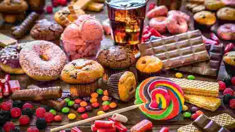 Doces, frituras, refrigerante - iStock - iStock