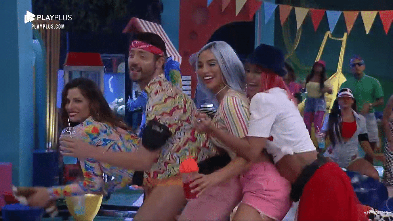 A Fazenda 2021: Day, Rico, Aline e Val na festa parque de diversões - Reprodução/Playplus