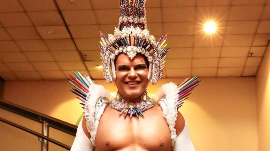 Israel Cassol desfilou pela Colorado do Brás, no Carnaval de SP - Mariana Pekin/UOL