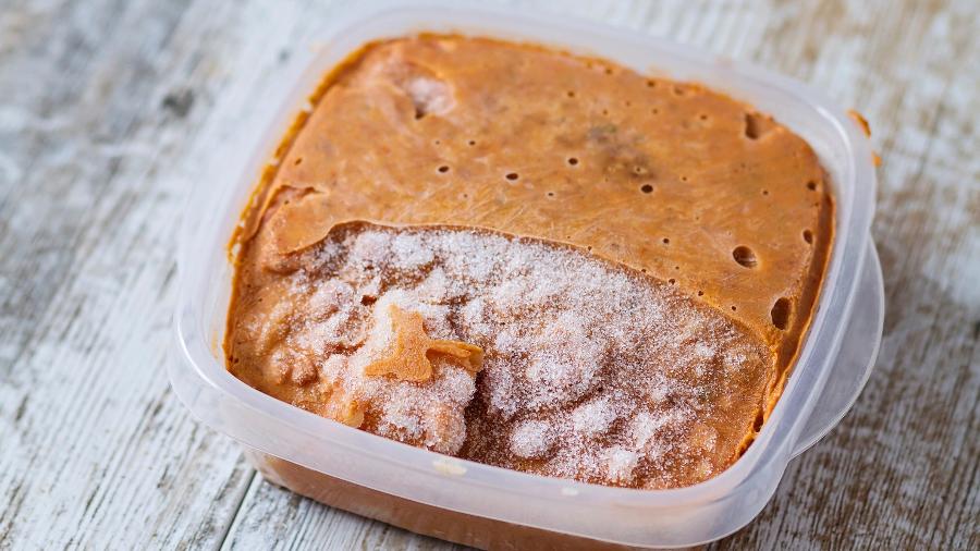 Comida caseira pode ser congelada por até três meses, mas varia segundo o alimento e a maneira como foi preparado Comida caseira pode ser congelada por até três meses, mas varia segundo o alimento e a maneira como foi preparado