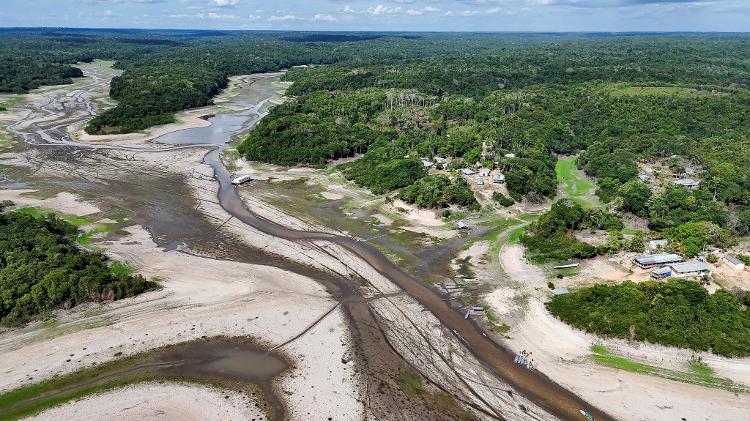 Região do Lago do Puraquequara, em Manaus, enfrenta escassez de água