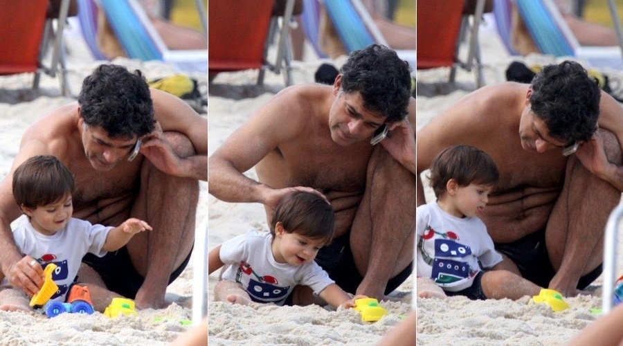 26.mai.2013 - Eduardo Moscovis se divertiu com o filho Rodrigo na praia do Leblon, zona sul do Rio. O ator é pai ainda das meninas Gabriela, Sofia e Manuela