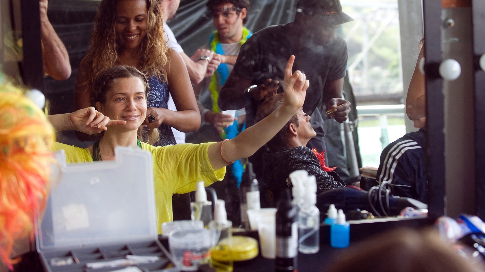 26.mai.2013 - A atriz Letícia Spiller começa a se preparar para viver a drag queen Rochanna nas filmagens de "O Casamento de Gorete", em Barra do Piraí, interior do Rio de Janeiro - Antonio Scorza/UOL