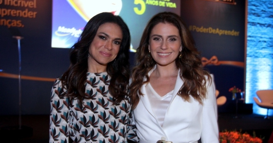 28.mai.2013 - Rosana Jatobá e Giovanna Antonelli vão a evento em São Paulo