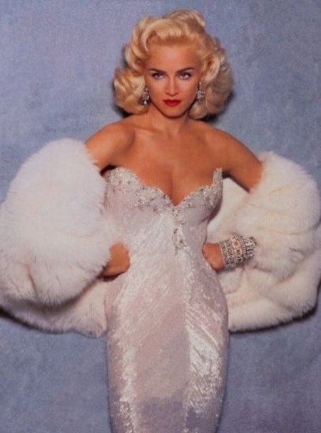 Cantora Madonna estampou a capa da revista "Vanity Fair" em abril de 1991 com ensaio inspirado na diva dos cinemas Marilyn Monroe, com fotos feitas por Steven Meisel. No clipe da música "Give Me All Your Luv" de 2011, Madonna também se inspirou na diva