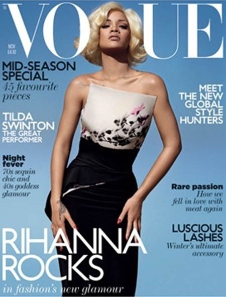 Nov.2011 - Cantora Rihanna posa com os cabelos e maquiagem inspirados na diva do cinema Marilyn Monroe para capa da revista "Vogue"