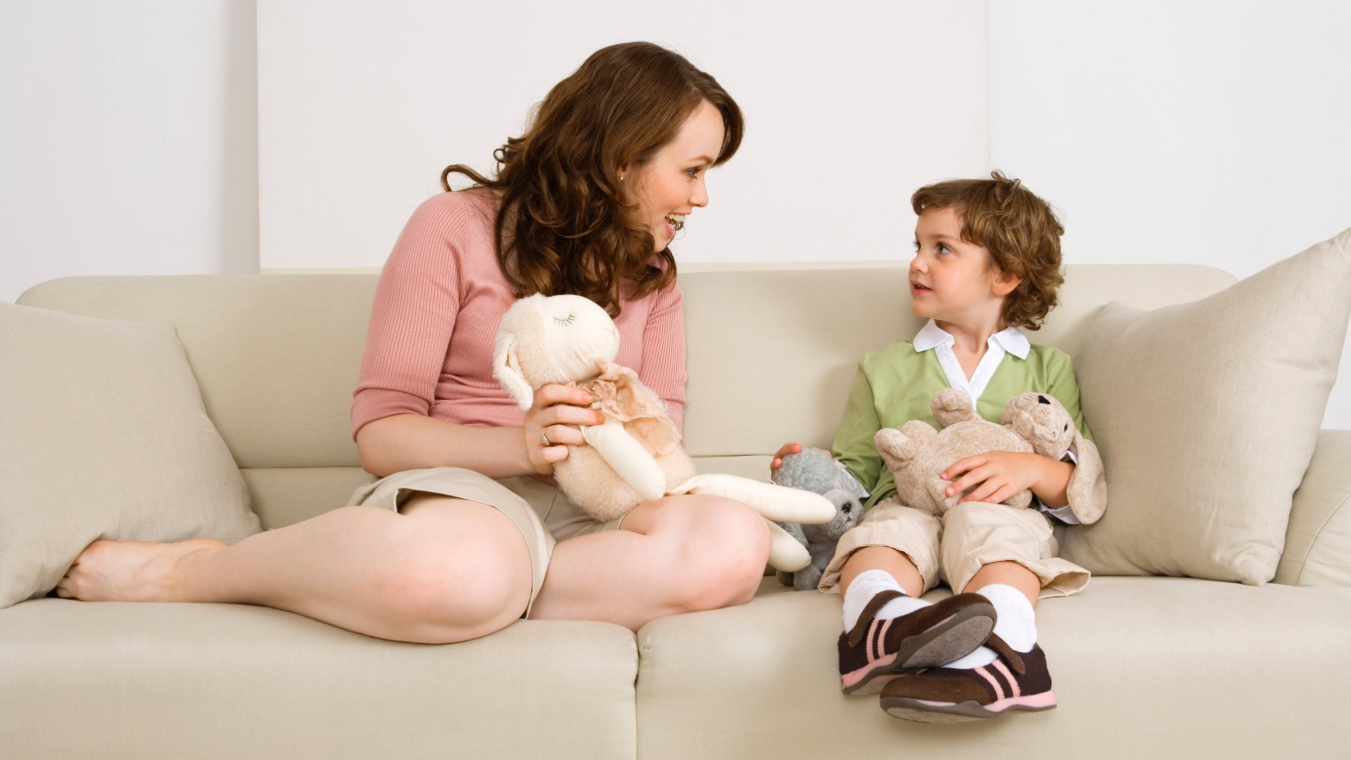 madrasta; mãe; aproximação; filho; enteado - Thinkstock