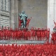 23.jun.2012 - Cerca de 1,7 mil pessoas, nuas, posam para o fotógrafo americano Spencer Tunick, em praça no centro de Munique, na Alemanha - Michaela Rehle/Reuters