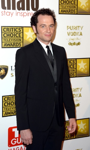 10.jun.2013 - Ator Matthew Rhys posa no tapete vermelho do Criticts Choice Awards no Beverly Hilton Hotel em Los Angeles