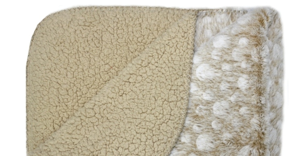 A manta Eco Fleece, da marca Camesa, é feita de microfibra e poliéster. A peça sai por R$ 99,90 na Camicado (www.camicado.com.br) I Preços pesquisados em junho de 2013 e sujeitos a alterações - Divulgação